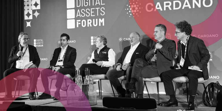 'Bitcoin ofende, el oro defiende': Bitwise