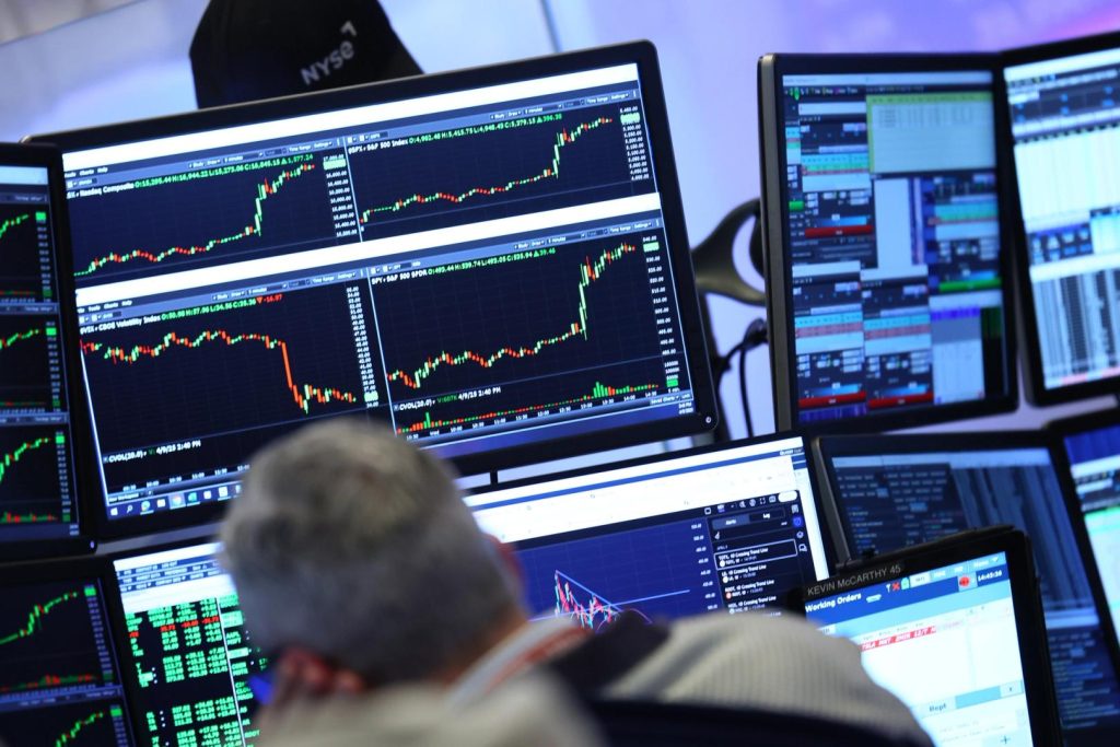 El mercado bajista de cripto se acerca a su fin, señalan analistas de Compass Point, con $60K como piso clave para Bitcoin (BTC)