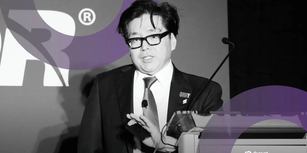 BitMine de Tom Lee Aumenta Inversiones en Ethereum Mientras Pausa Compras de Bitcoin