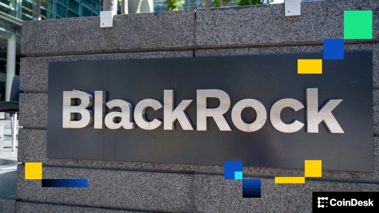 Cómo los problemas de crédito privado en BlackRock y Blue Owl impactan en los mercados de cripto y DeFi