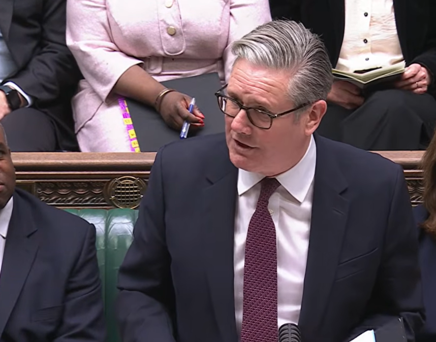 Reino Unido Avanza con Prohibición Temporal de Donaciones Políticas en Cripto