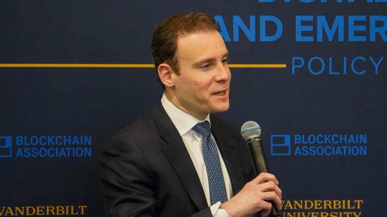 El presidente de la CFTC, Mike Selig, defiende la ‘autoridad reguladora exclusiva’ en mercados de predicción